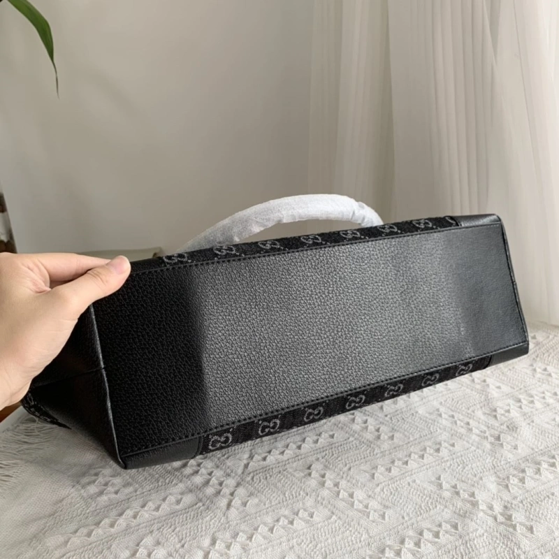 Gucci Shopping Bags 4032-0627