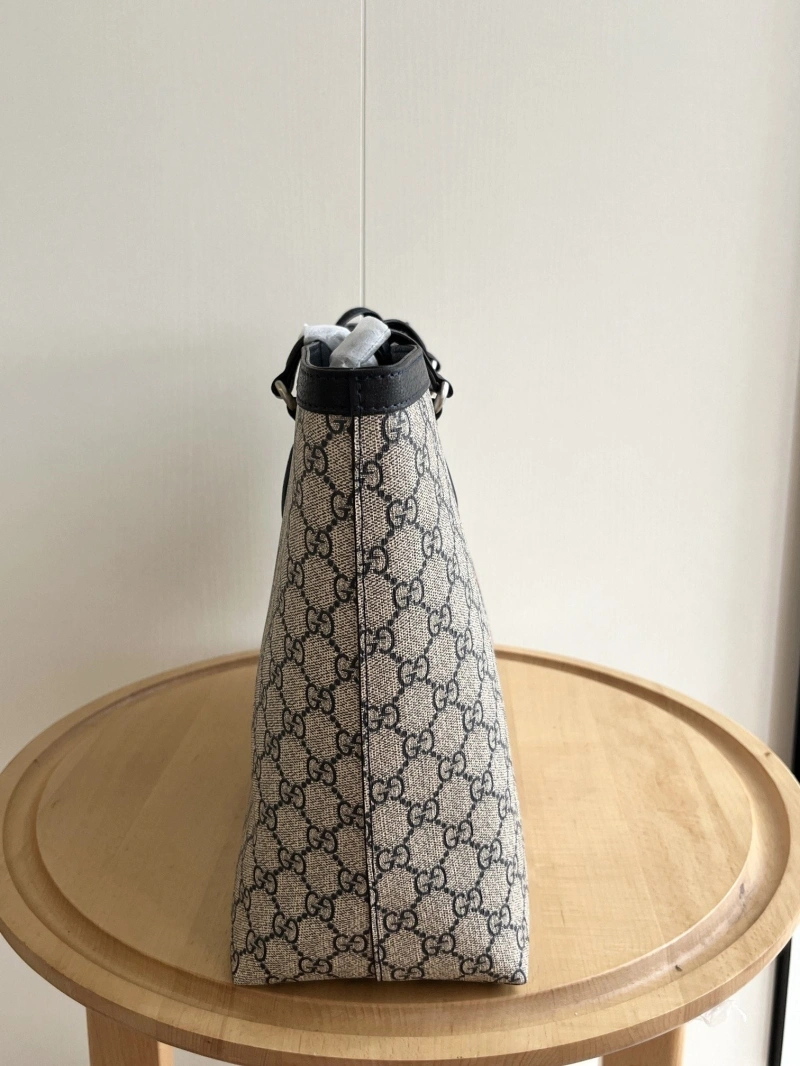 Gucci Shopping Bags 4032-0631