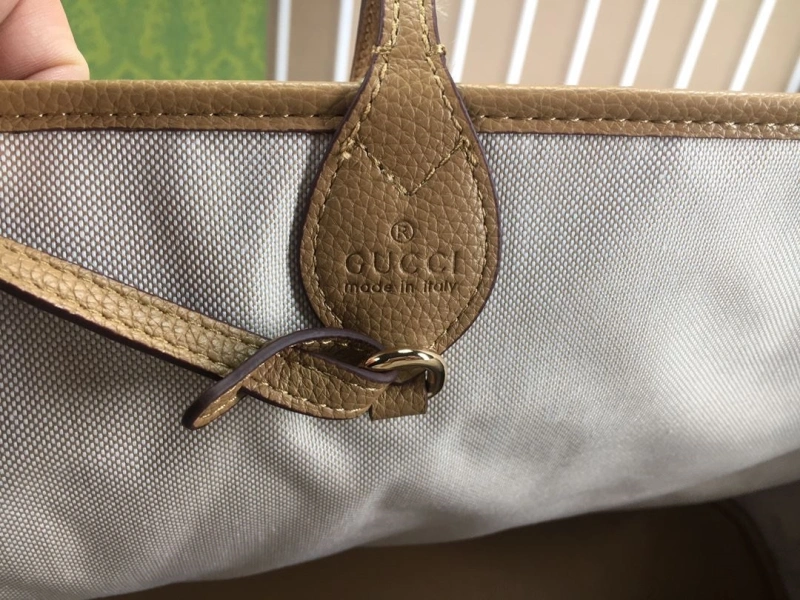 Gucci Shopping Bags 4032-0829