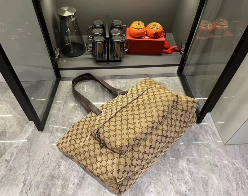 Gucci Shopping Bags 4032-0940