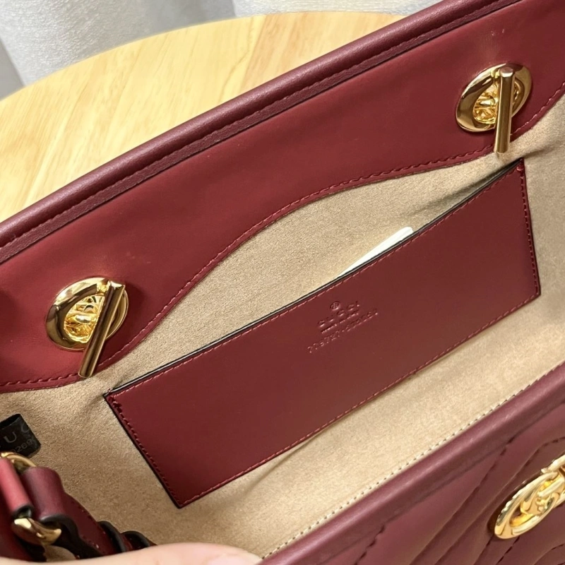 Gucci Shopping Bags 4032-0990