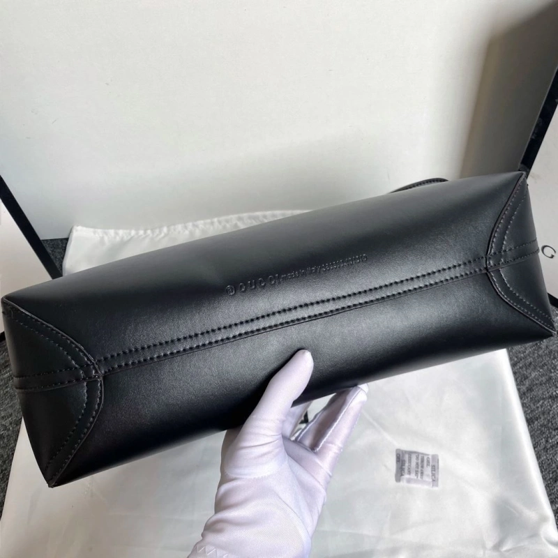 Gucci Shopping Bags 4032-1102