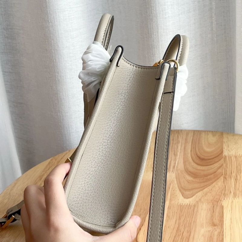 Gvc*1 top handle bags 4032-1126