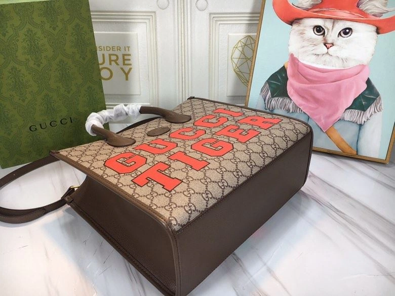 Gucci Shopping Bags 4032-1149