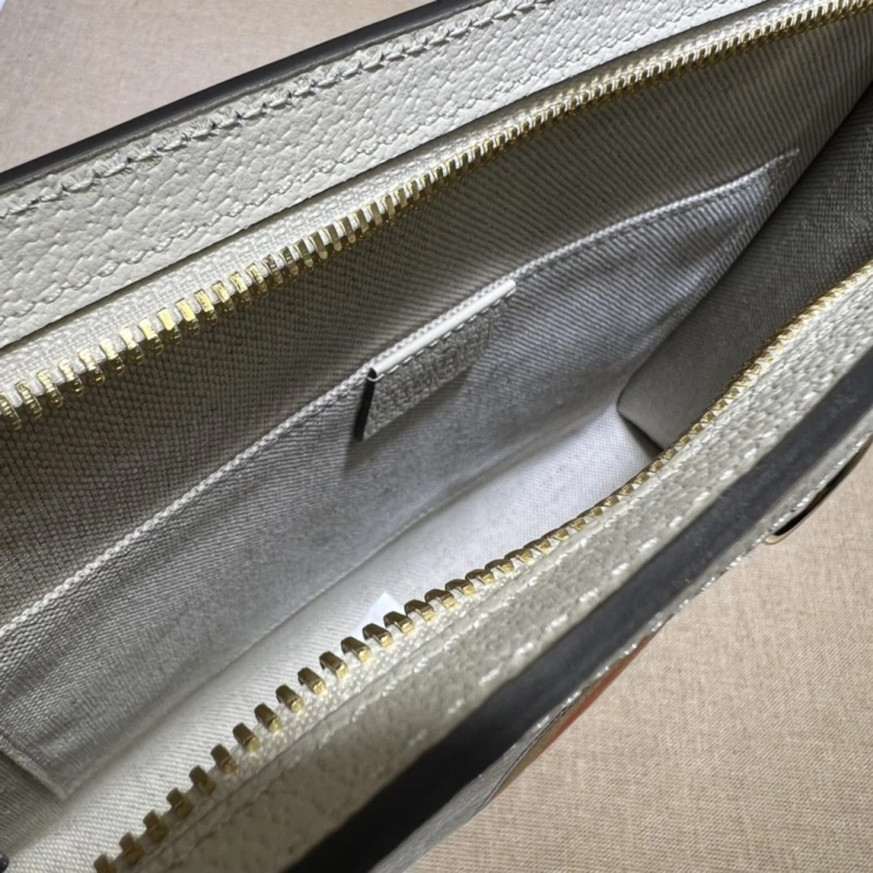 Gucci Clutch Bags 4033-0180