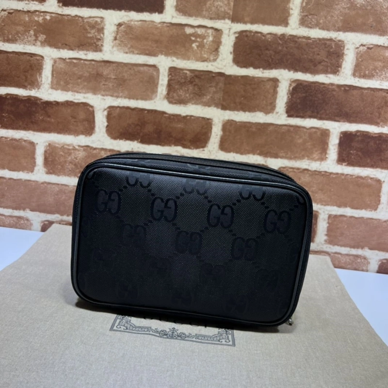 Gucci Clutch Bags 4033-0229