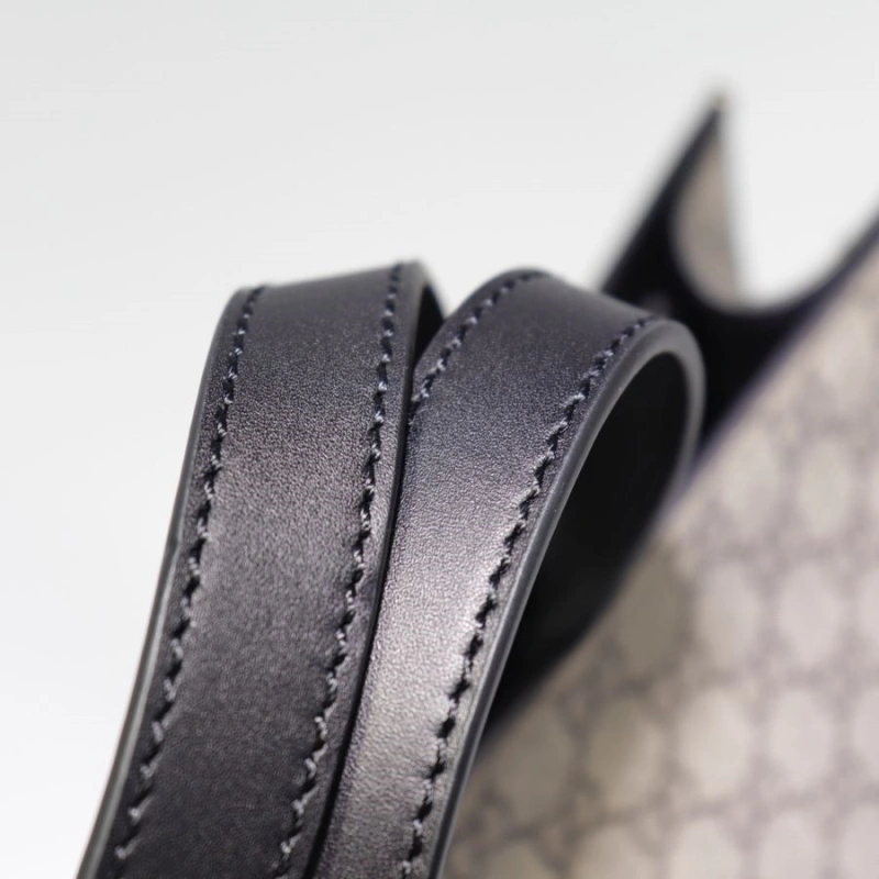 Gucci Travel Bags 4033-0327