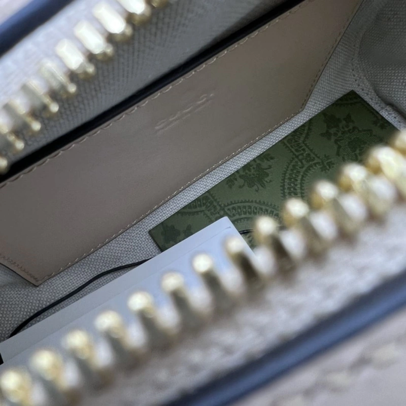 Gucci Top Handle Bags 4033-0342