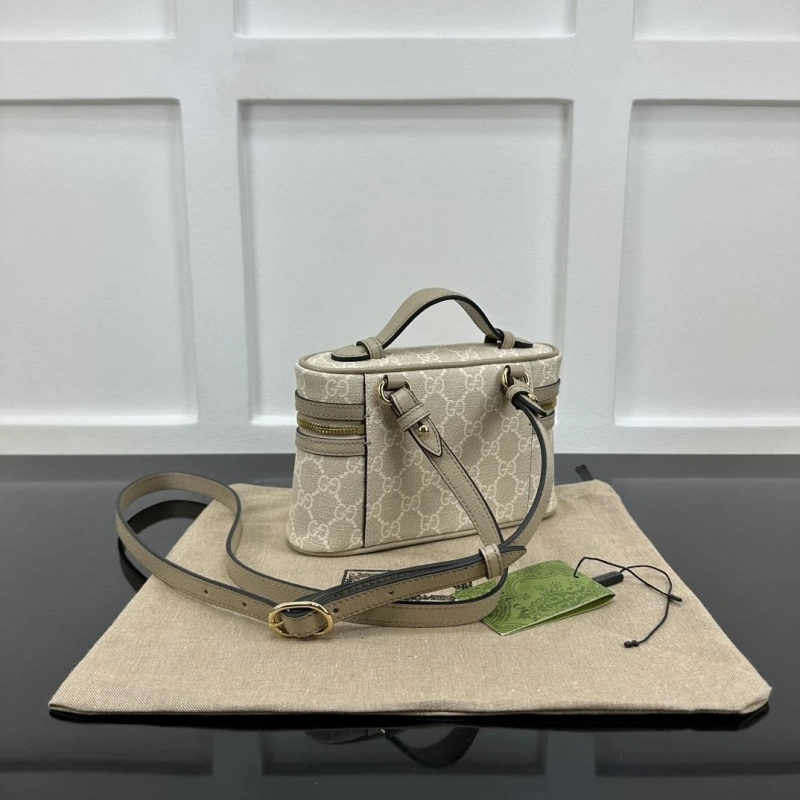 Gucci Cosmetic Bags 4034A-0072