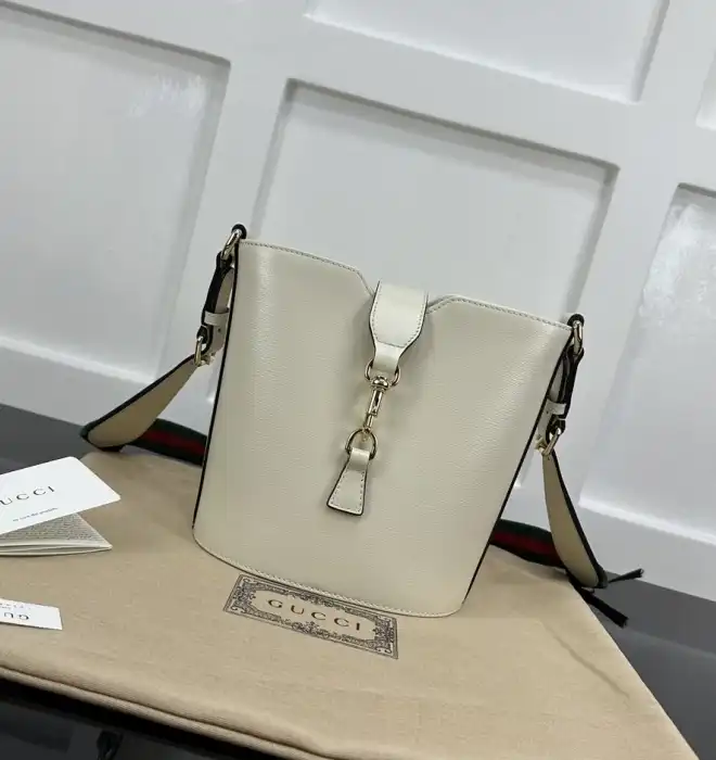 Gucci Bucket Bags 4034G-0033