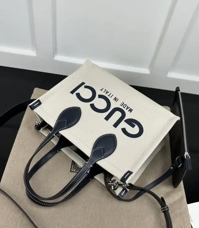 Gucci Shopping Bags 4034G-0061