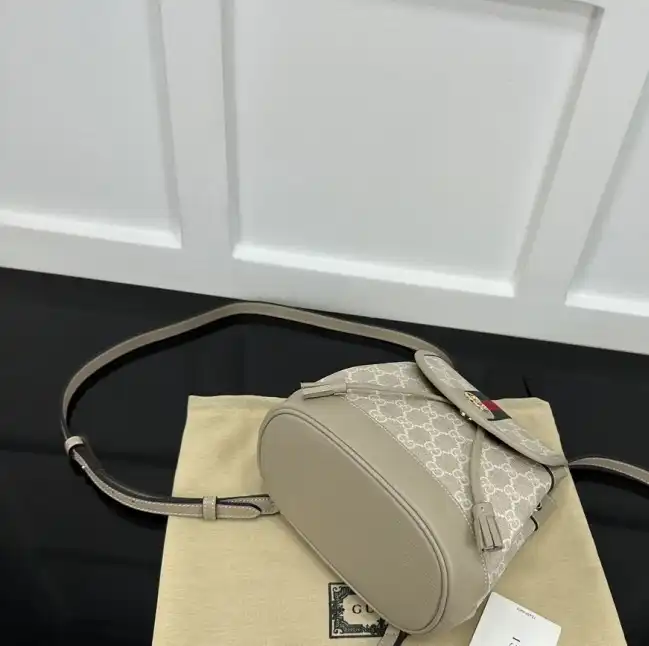 Gucci Backpacks 4034H-0022