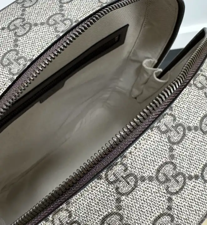 Gucci Backpacks 4034H-0051