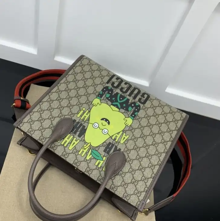 Gucci Shopping Bags 4034H-0116