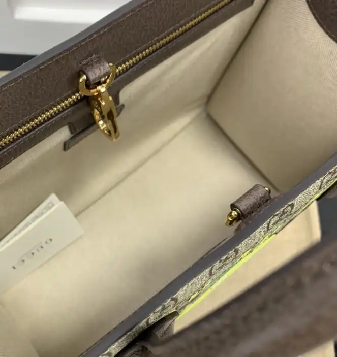 Gucci Shopping Bags 4034H-0116