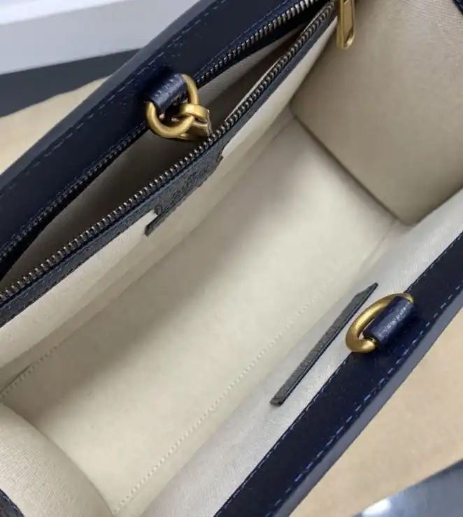 Gucci Shopping Bags 4034H-0117