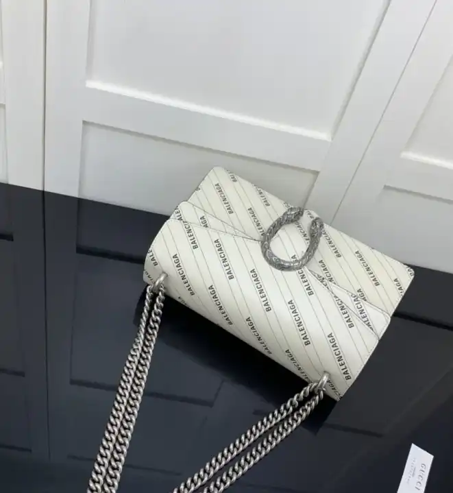 Gvc*1 satchel bags 4034h-0138