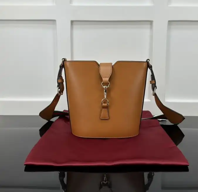 Gucci Bucket Bags 4034H-0154