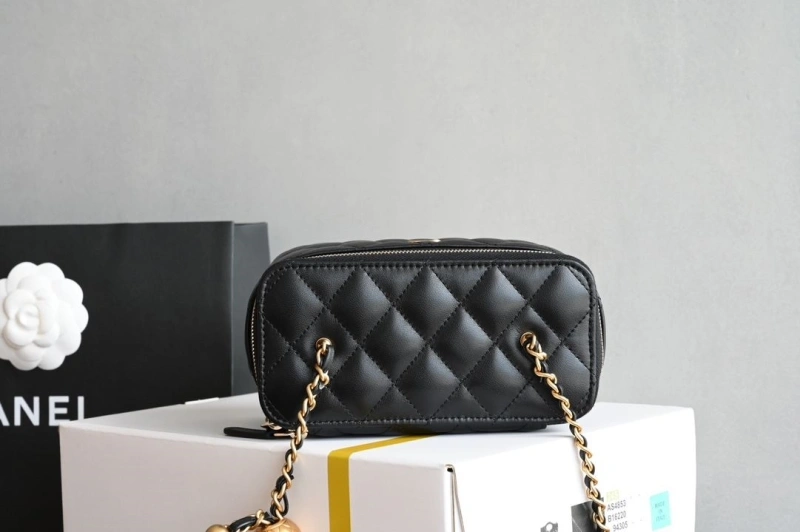 Chanel Cosmetic Bags 4035F-0011
