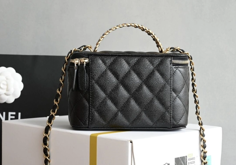 Chanel Cosmetic Bags 4035F-0012