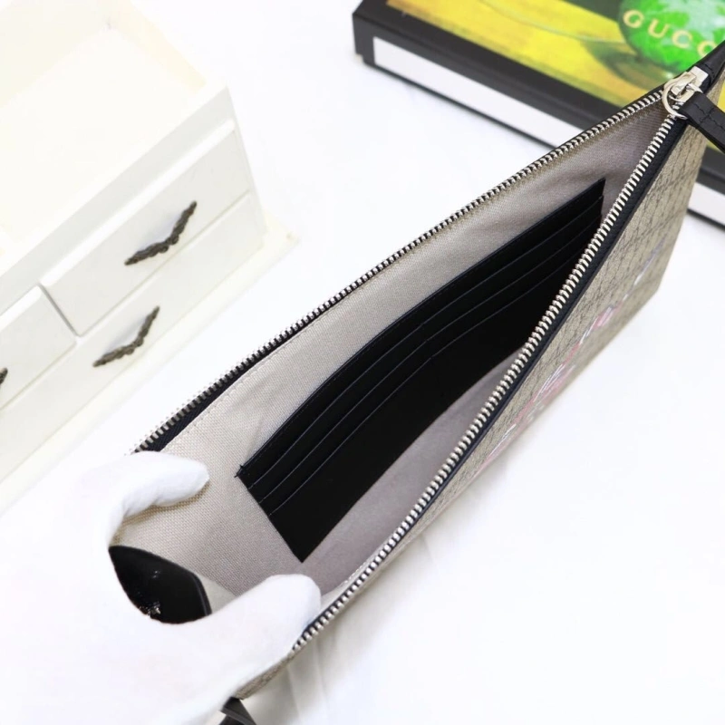 Gucci Clutch Bags 4036-0686