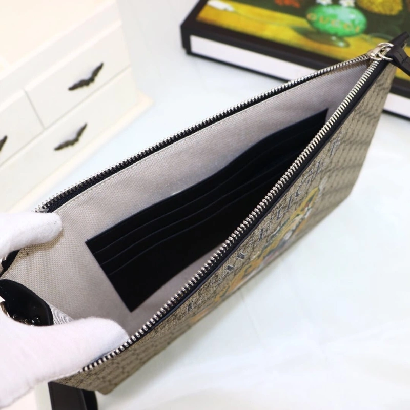 Gucci Clutch Bags 4036-0687
