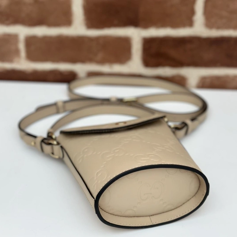 Gucci Top Handle Bags 4036-0891