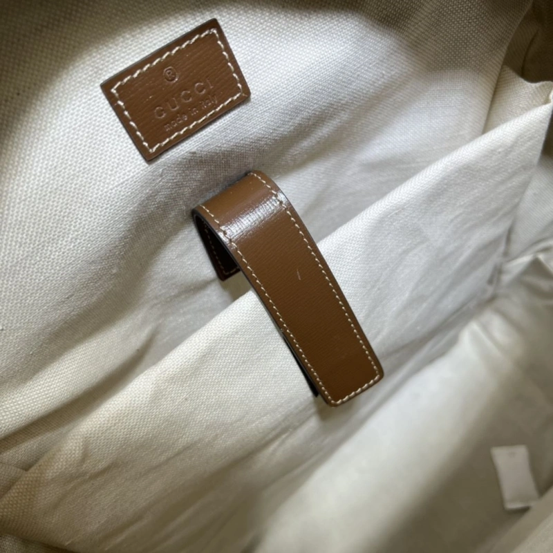 Gucci Backpacks 4036B-0193