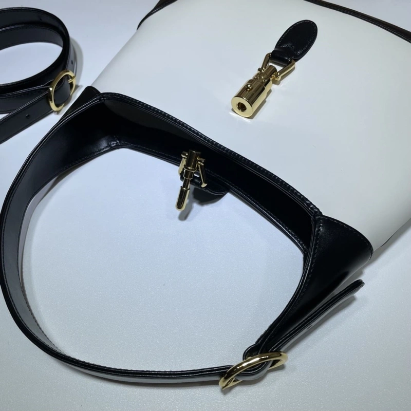 Gucci Top Handle Bags 4036B-0301