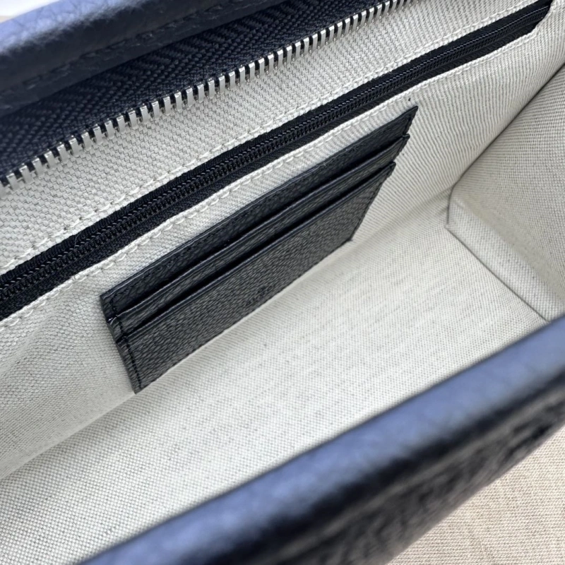 Gucci Clutch Bags 4036B-0458