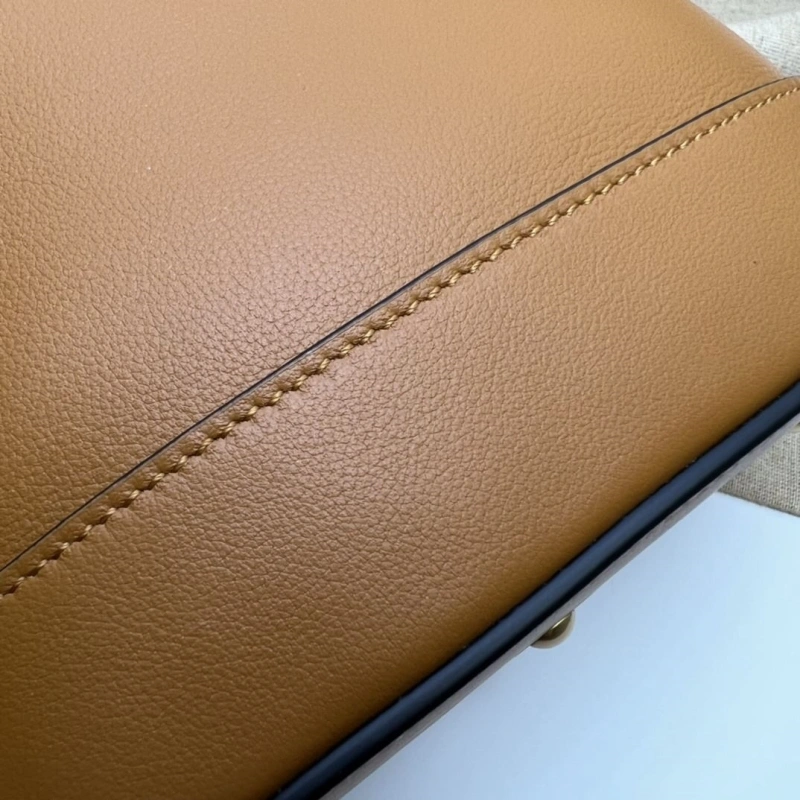 Gucci Bucket Bags 4036B-0519