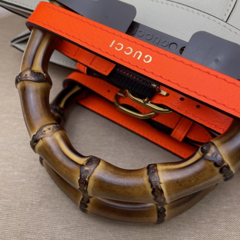 Gucci Shopping Bags 4036B-0615