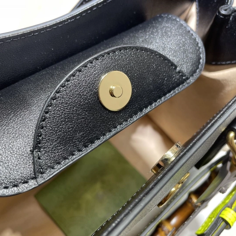 Gucci Shopping Bags 4036B-0616