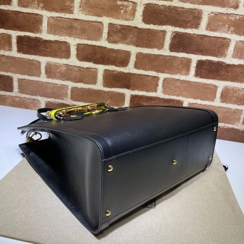 Gvc*1 top handle bags 4036b-0761