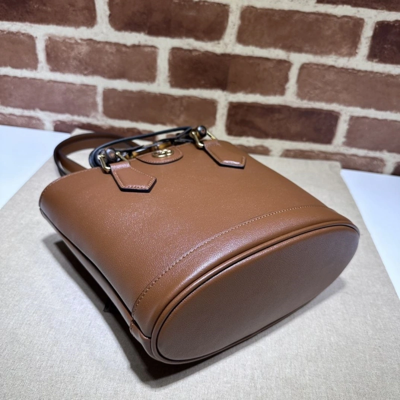 Gucci Bucket Bags 4036B-0820