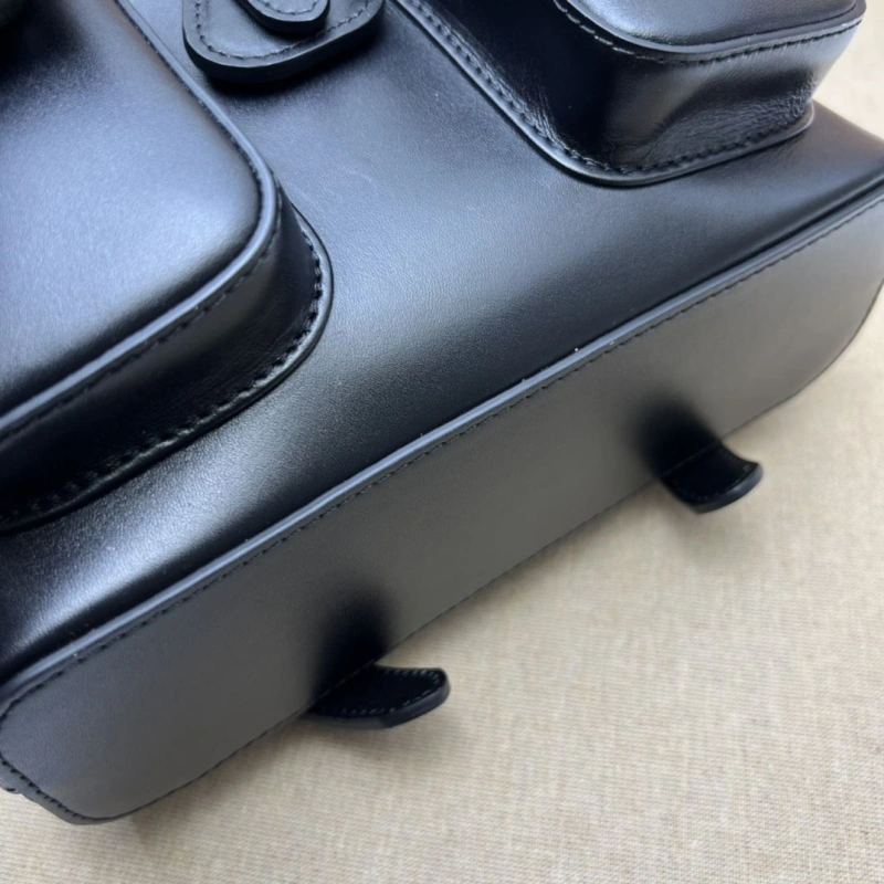 Gucci Backpacks 4036B-0940