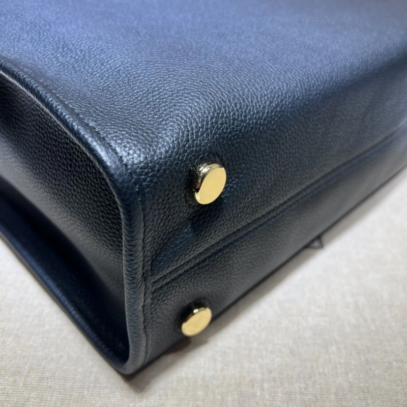 Gucci Shopping Bags 4036B-1162