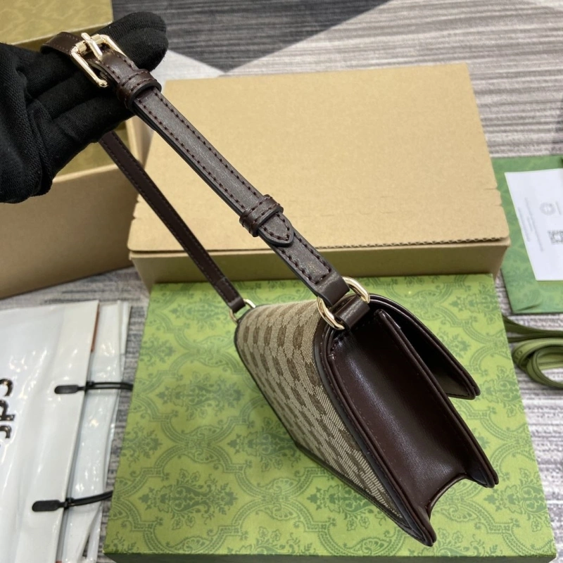 Gvc*1 top handle bags 4036c-0888