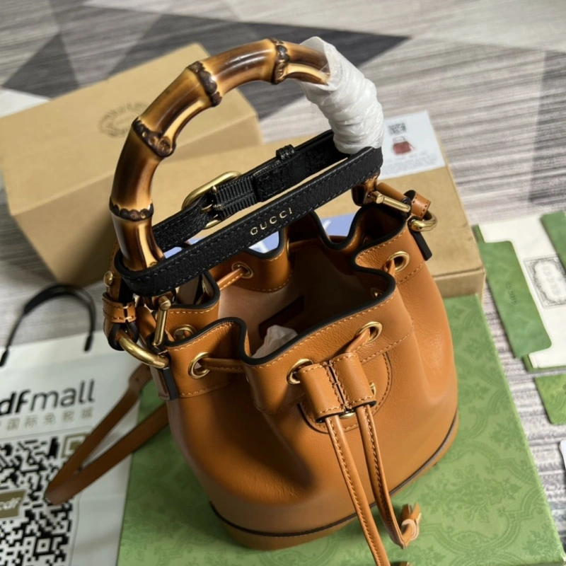 Gvc*1 bucket bags 4036c-2781