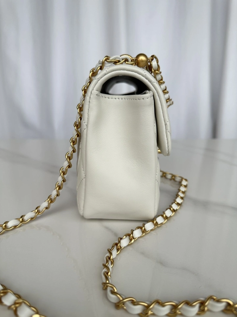 Chanel 19 Bags 4046F-0156