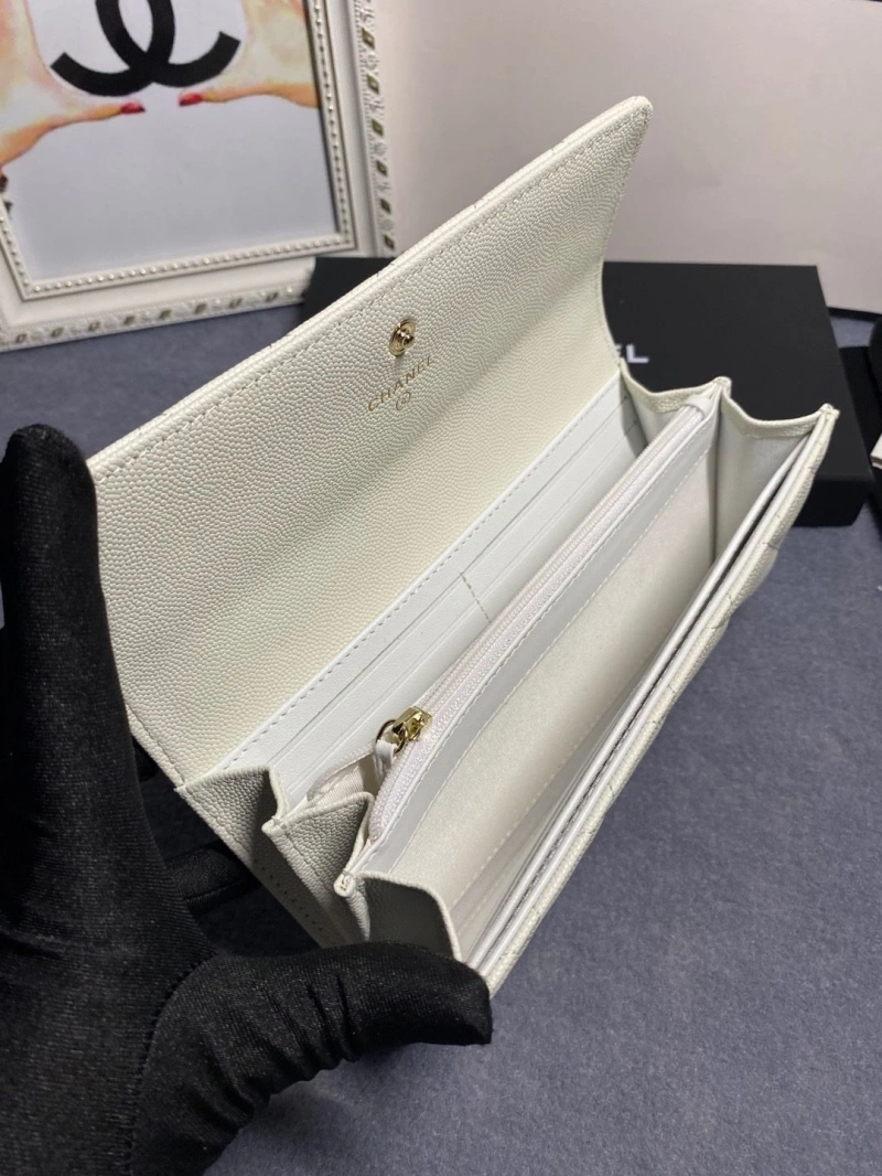 Ch**el wallets 4046h-0171