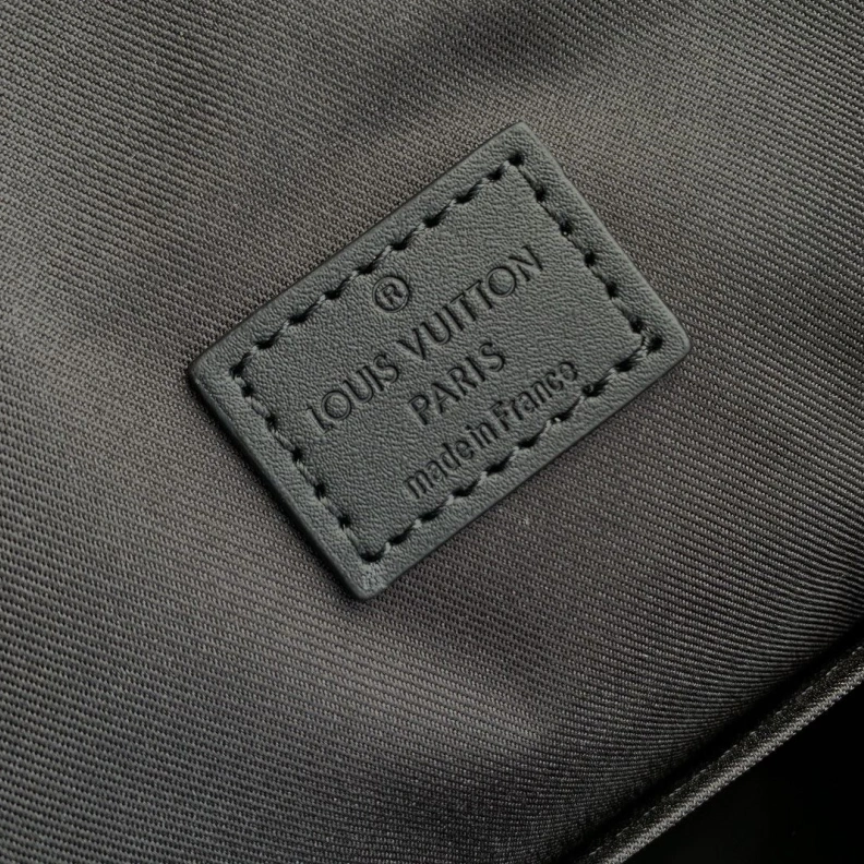 LV Backpacks 4048A-0015