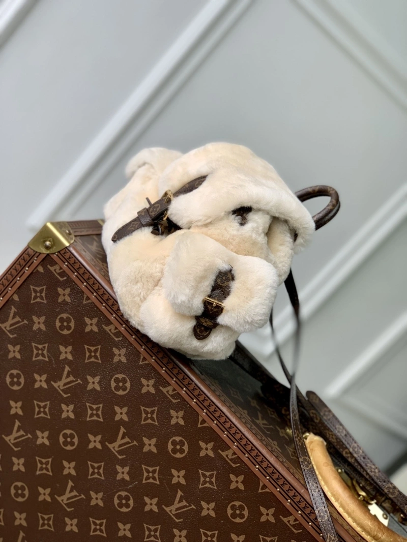 LV Backpacks 4048A-0018