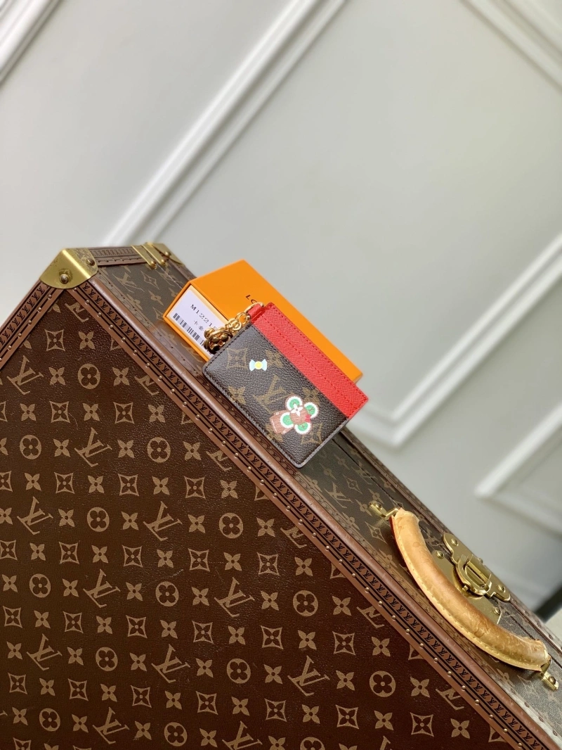 LV Wallets 4048A-0019