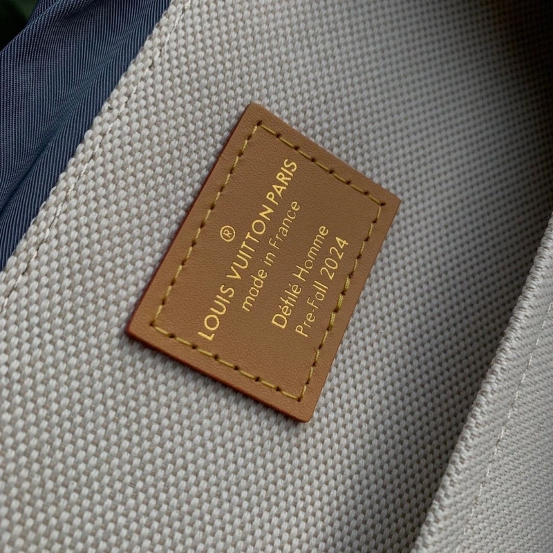 LV Backpacks 4048A-0025