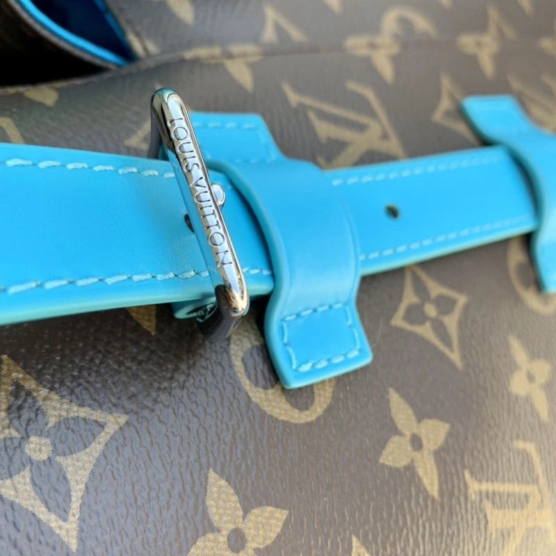 LV Backpacks 4048A-0064