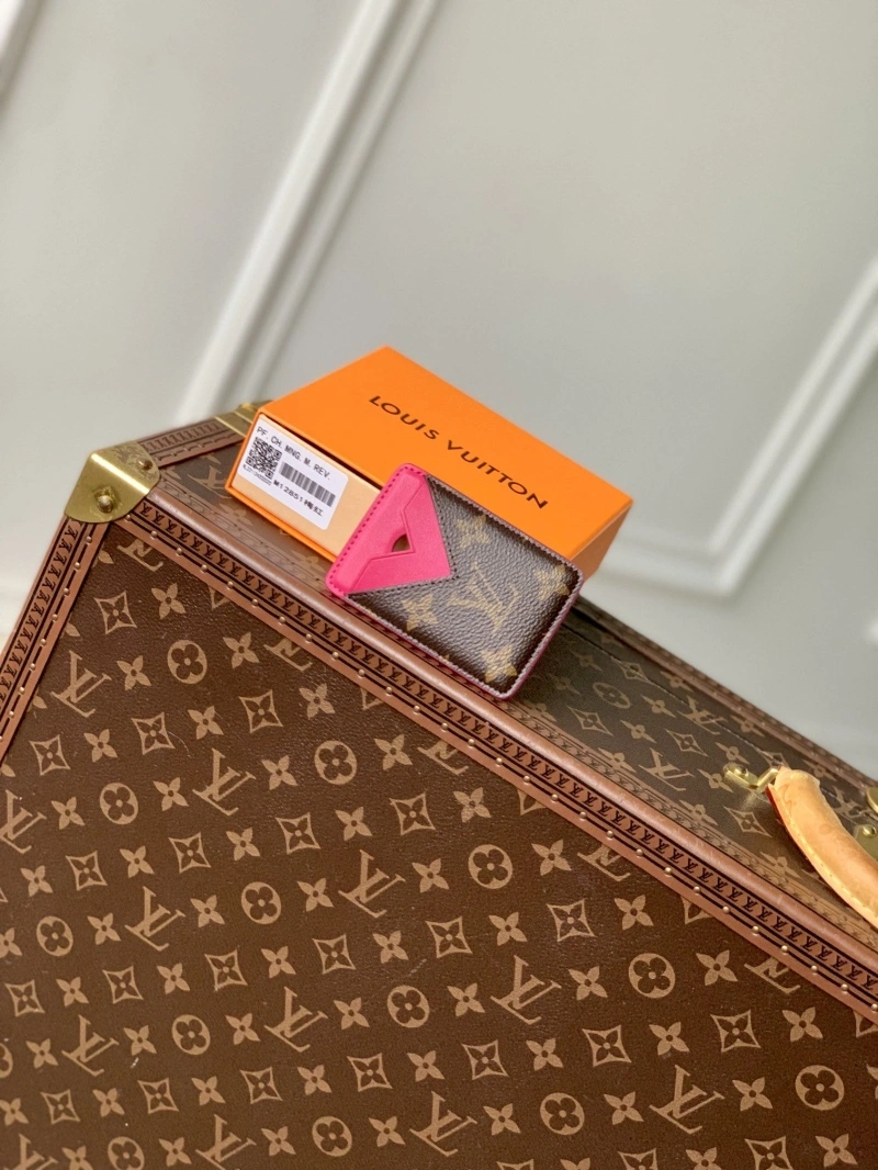 LV Wallets 4048A-0070