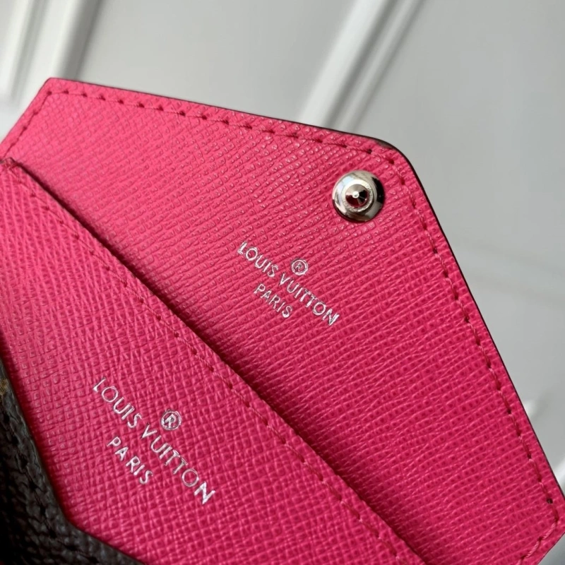 LV Wallets 4048A-0079