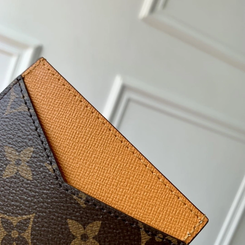 LV Wallets 4048A-0081
