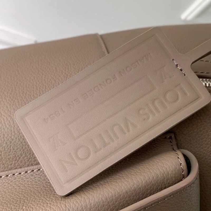 LV Backpacks 4048A-0092